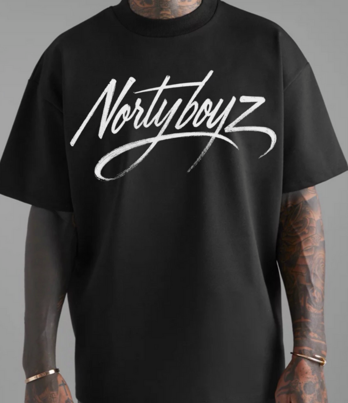NB "SIGNATURE" OVERSIZED TEE (BLACK/WHITE)